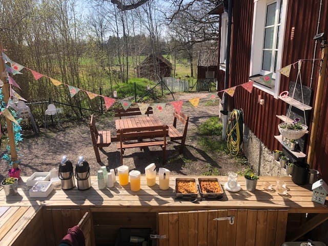Children eating outdoors